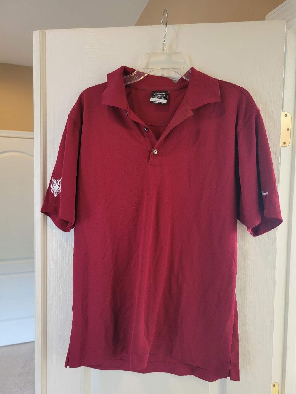 Nike Dri-Fit Men’s Polo Shirt Size M Maroon Overlord Re-Estize Kingdom Crest